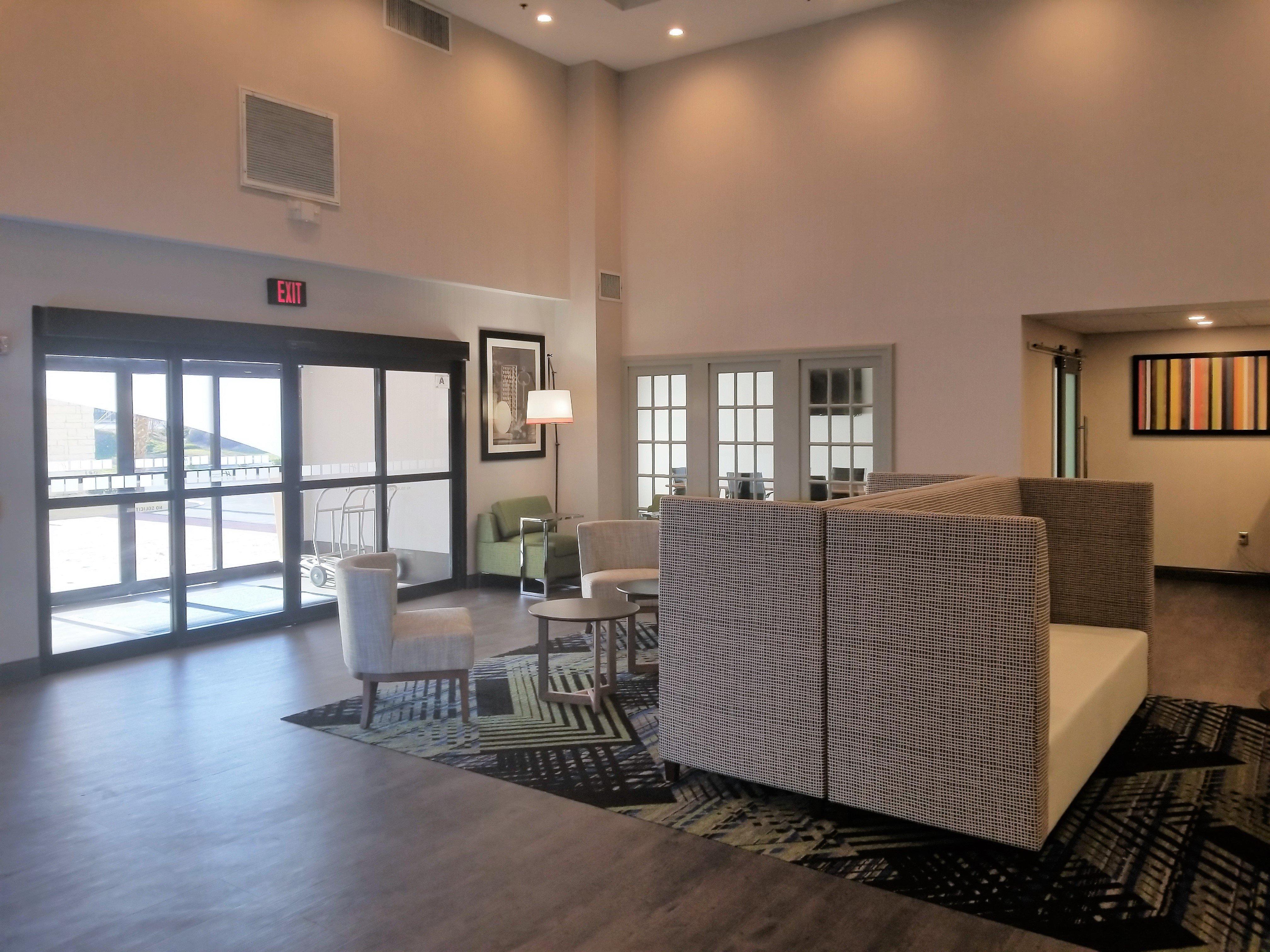 Holiday Inn Express Columbia Ne - Fort Jackson Екстериор снимка
